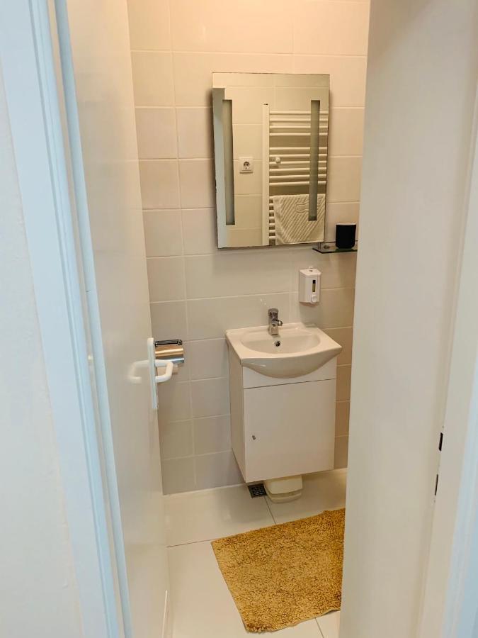 Studio Apartment Ivana Zagreb Extérieur photo